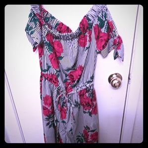 Off the shoulder long dres